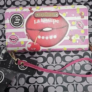 La Philipe Miami Pink Pop Art Lips Cherry Wristlet Wallet LP1004 NIB‎